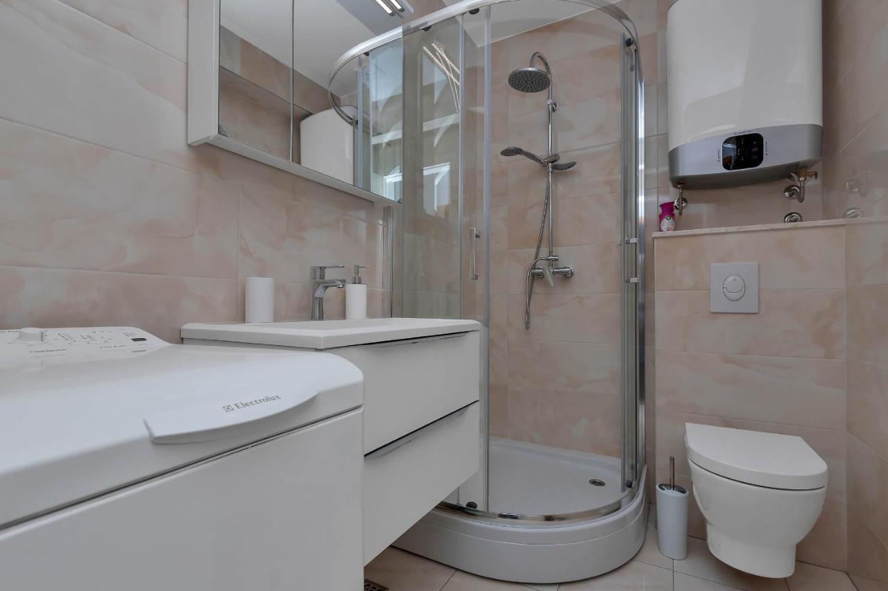 Ivan Sea View Apartment Макарська Екстер'єр фото